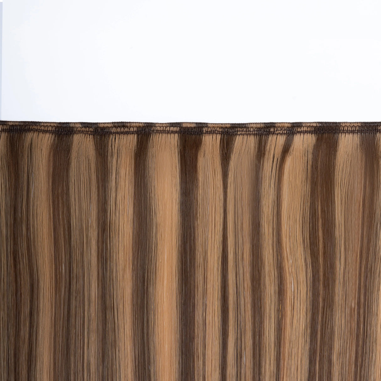 AQUA Machine Weft 18 Inch 4/12 Duo Tone Straight 1 Piece Remy Human Hair Extension, Salon and Spa Wholesaler