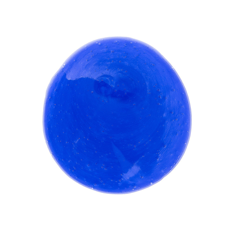 Texture and color of Luminae Blue Moon Premium Developer 6 Volume (1.8% Peroxide).