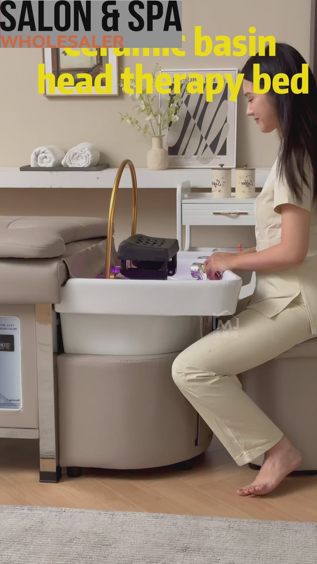 Video highlights the features of the beige SSW 611-1NM Japanese Head Spa Massage Bed
