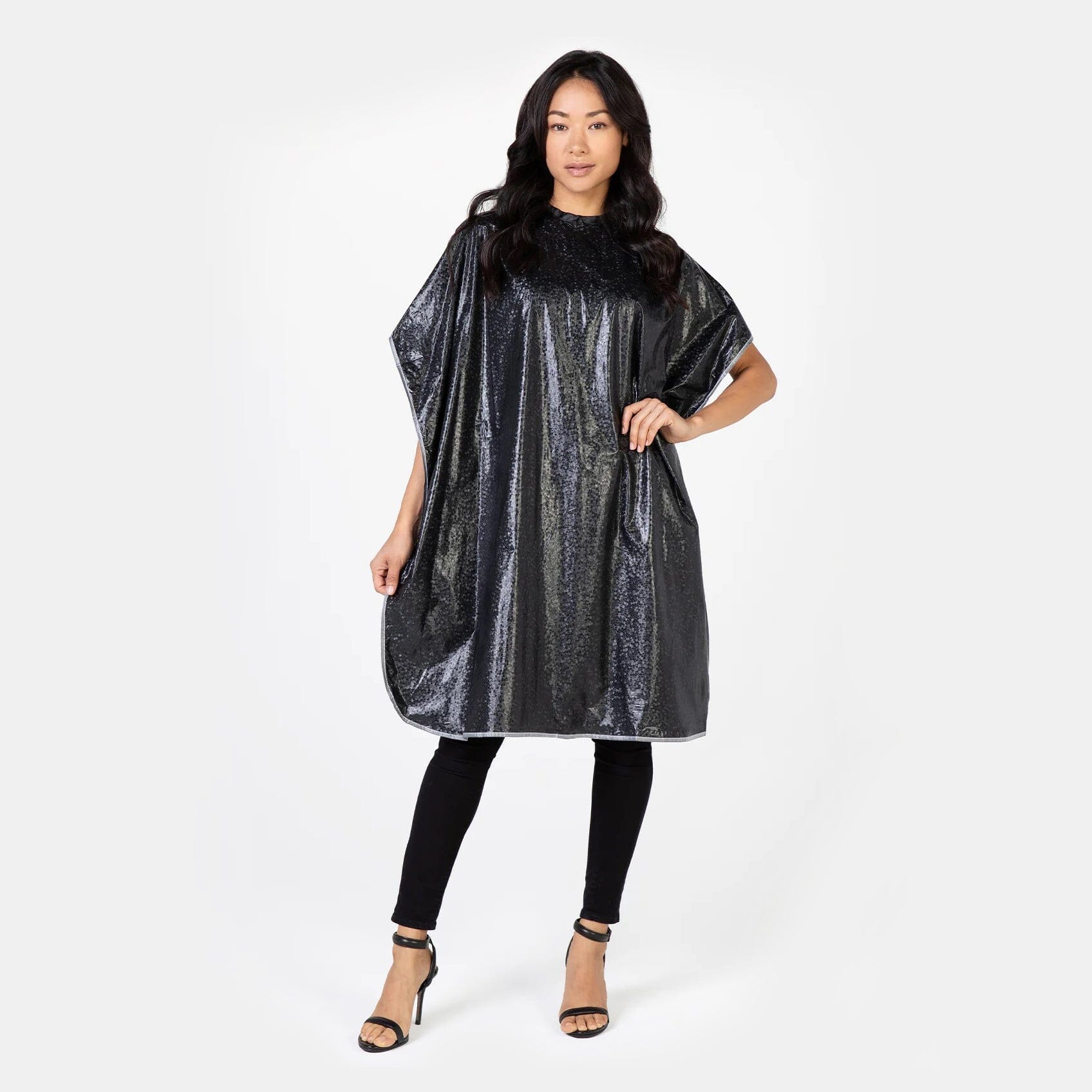 Solid Shampoo Cape | Black | 306V-BLK | BETTY DAIN HAIR COLORING ACCESSORIES BETTY DAIN 