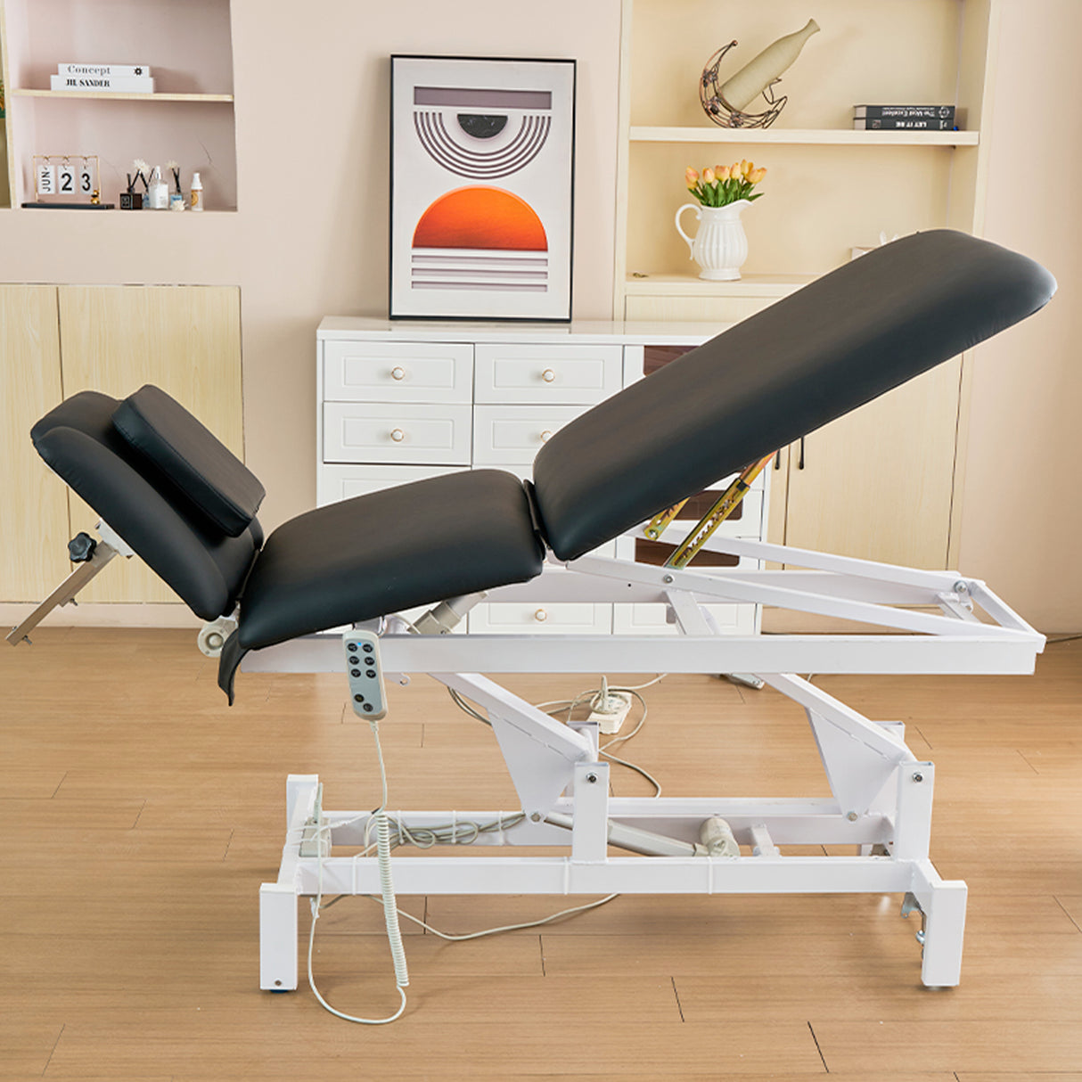 SSW 812 Electric Treatment Table