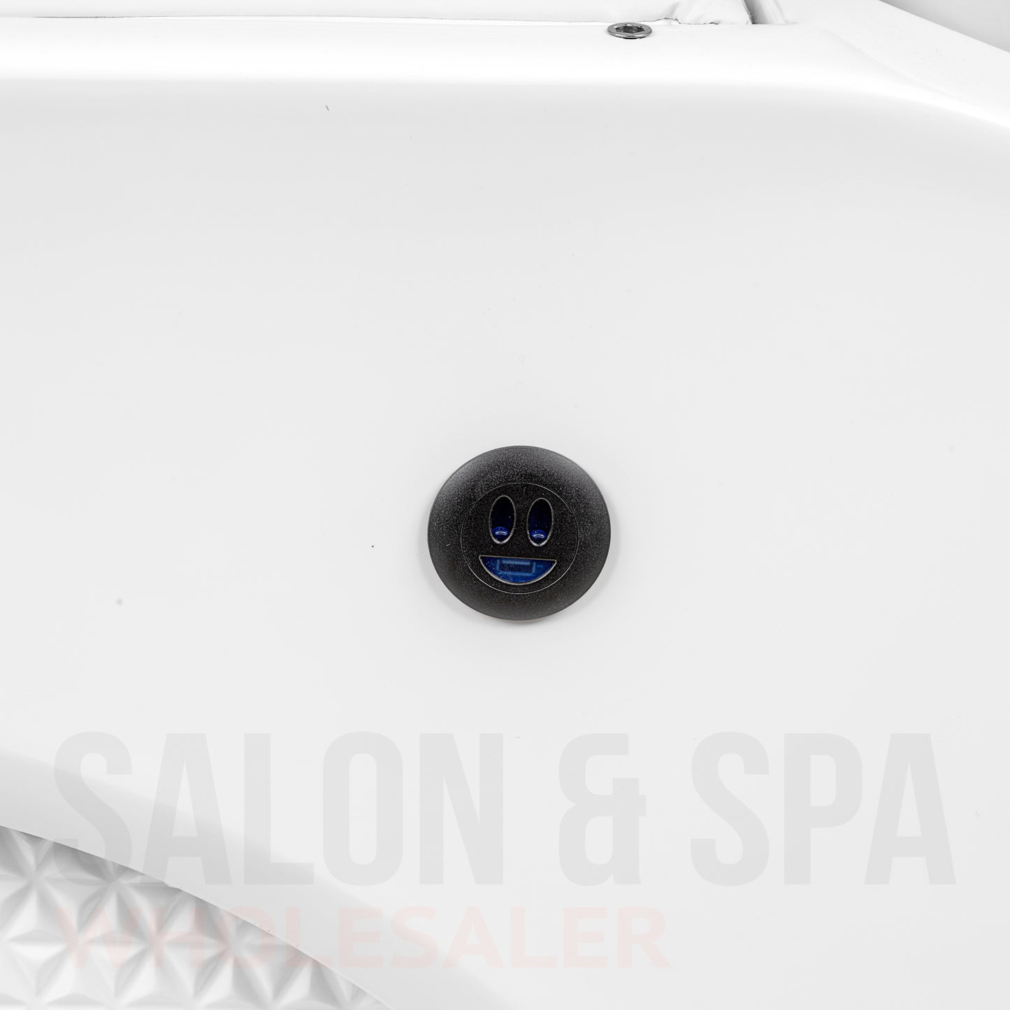 Detail image of the USB port on the SSW A035 Japanese Head Spa Massage Bed. 